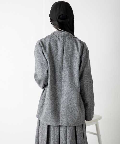 MILLION CARATS（ミリオンカラッツ）の「上品な雰囲気と程よいリラックス感が、大人の余裕を演出する配色ステッチツイードジャケット（その他アウター・レディース・ブラック/グレー/チャコールグレー・FREE）」の10枚目の写真