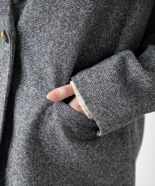 MILLION CARATS（ミリオンカラッツ）の「上品な雰囲気と程よいリラックス感が、大人の余裕を演出する配色ステッチツイードジャケット（その他アウター・レディース・ブラック/グレー/チャコールグレー・FREE）」の16枚目の写真