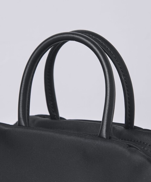 UNITED ARROWS（ユナイテッドアローズ）の「COMFY ボストンバッグ（ボストンバッグ・レディース・ブラック・FREE）」の2枚目の写真