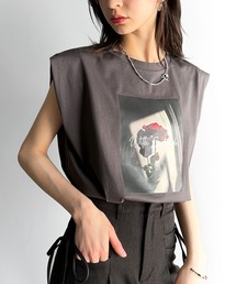 シンプルなのに着映える!お花フォトプリントシルケット加工フレンチスリーブTシャツ