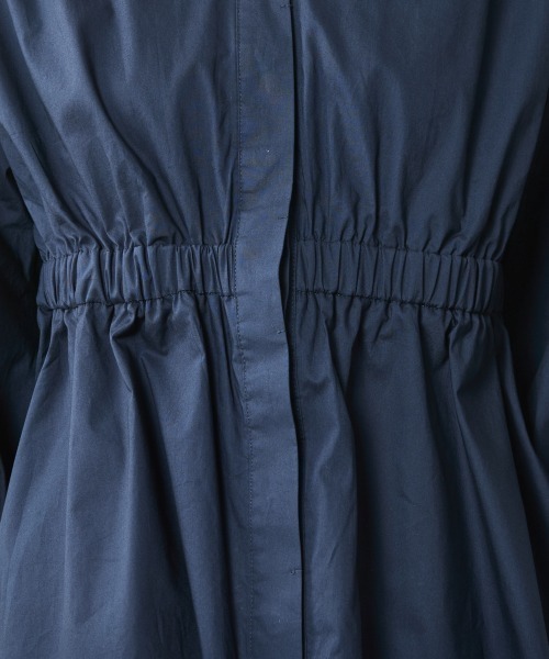 CHIC STYLE(シックスタイル)の「パフスリーブギャザーブラウス<大きいサイズ有>シックスタイル(シャツ/ブラウス・レディース・オフホワイト/ネイビー・L/M/5L/4L/3L/LL)」の15枚目の写真