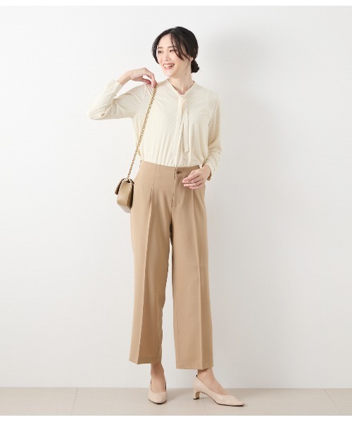 NEWYORKER（ニューヨーカー）の「ポリエステル強撚スムース タイルプリント Vネックボウタイプルオーバー（Tシャツ/カットソー・レディース・ライトグリーン/クリーム・M/L）」の15枚目の写真