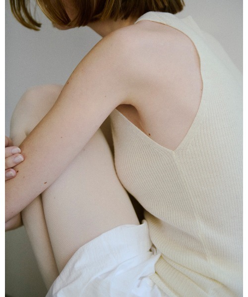 TODAYFUL（トゥデイフル）の「Merinowool 100% Tanktop（Tシャツ/カットソー・レディース・チャコールグレー/チョコ/キナリ・FREE）」の8枚目の写真