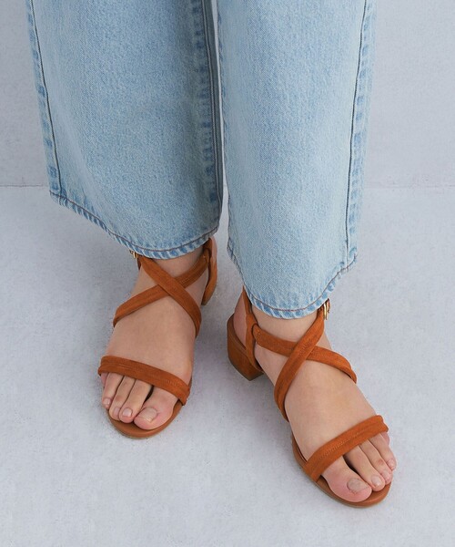 green label relaxing(グリーンレーベルリラクシング)の「パデッドクロス サンダル(3cmヒール)(サンダル・レディース・ブラック/ブラウン/ターコイズブルー・S/M/L/XL)」の4枚目の写真