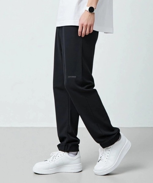 CONVERSE(コンバース)の「CONVERSE/コンバース ナイロン ストレッチ 撥水 テーパード ジョガーパンツ(その他パンツ・メンズ・グレー/ネイビー/ブラック・LL/M/L)」の1枚目の写真