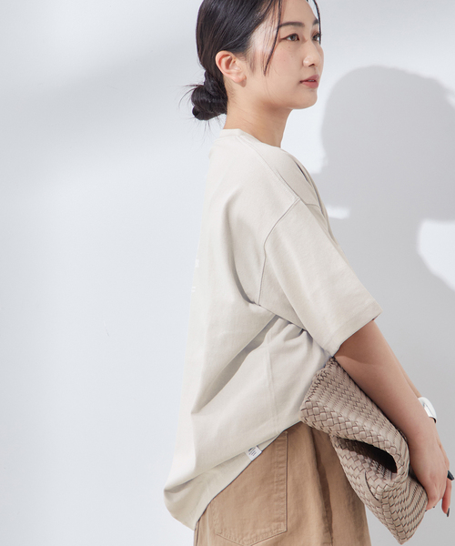 journal standard L'essage(ジャーナルスタンダードレサージュ)の「POETMEETSDUBWISE LOGO Low Oversized:Tシャツ(Tシャツ/カットソー・レディース・ライトグレー/ネイビー・FREE)」の6枚目の写真