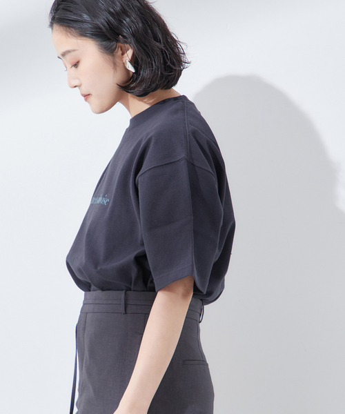 journal standard L'essage(ジャーナルスタンダードレサージュ)の「POETMEETSDUBWISE LOGO Low Oversized:Tシャツ(Tシャツ/カットソー・レディース・ライトグレー/ネイビー・FREE)」の14枚目の写真