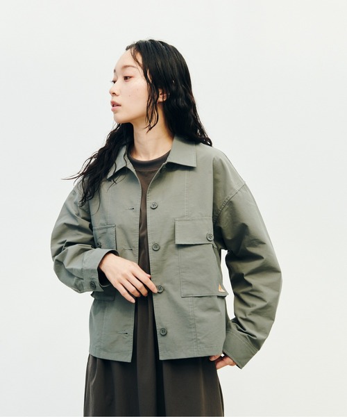 KELTY(ケルティ)の「ショート シャツ ブルゾン(ブルゾン・レディース・ライトブルー/カーキ/ブラック/ベージュ・FREE)」の6枚目の写真