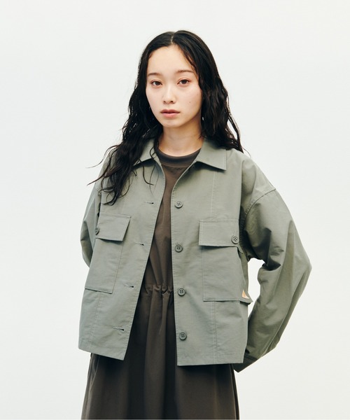 KELTY(ケルティ)の「ショート シャツ ブルゾン(ブルゾン・レディース・ライトブルー/カーキ/ブラック/ベージュ・FREE)」の7枚目の写真