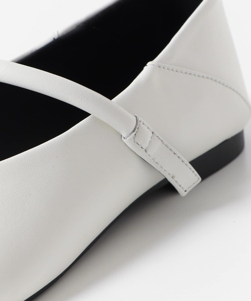 REMME（レメ）の「REMME　ストラップフラットシューズ（その他シューズ・レディース・ホワイト/ブラック・37/38）」の12枚目の写真