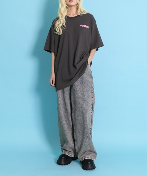 PUNYUS（プニュズ）の「10th rabbitビッグＴシャツ（Tシャツ/カットソー・レディース・ホワイト/スミクロ・3/4）」の3枚目の写真