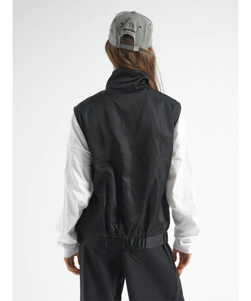 :ETHROF(イーサオブ)の「MESH POCKET DOUBLE ZIP VEST(ベスト・レディース・グレー/アイボリー/ブラック・FREE)」の18枚目の写真