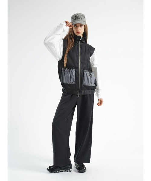 :ETHROF(イーサオブ)の「MESH POCKET DOUBLE ZIP VEST(ベスト・レディース・グレー/アイボリー/ブラック・FREE)」の10枚目の写真