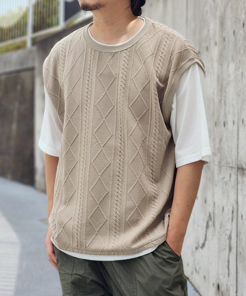 ikka(イッカ)の「フクレジャカードフェイクベストTシャツ(Tシャツ/カットソー・メンズ・エメラルドブルー/ピンク/グリーン/ネイビー/ベージュ・S/M/L/XL)」の2枚目の写真