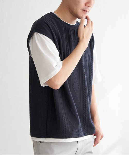 ikka(イッカ)の「フクレジャカードフェイクベストTシャツ(Tシャツ/カットソー・メンズ・エメラルドブルー/ピンク/グリーン/ネイビー/ベージュ・S/M/L/XL)」の4枚目の写真
