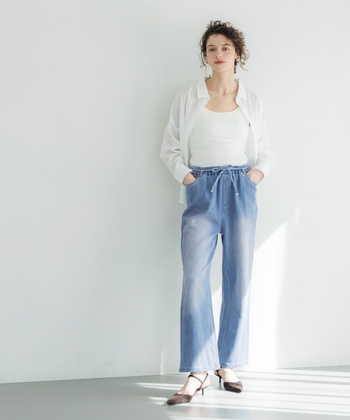 coca（coca）（コカ）の「【WEB限定セール】度甘デニムワイドパンツ（デニムパンツ・レディース・アイボリー/ブルー・S/L/M）」の17枚目の写真