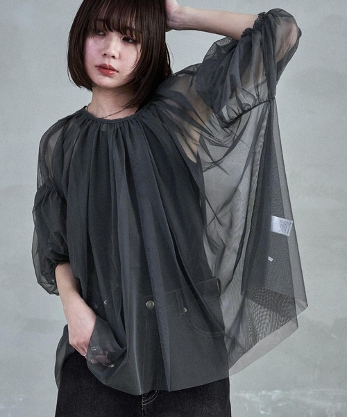 Fashion Letter（ファッションレター）の「チュールギャザー5分袖ブラウス（シャツ/ブラウス・レディース・アイボリー/ブラック/グレー/チャコールグレー・M）」の3枚目の写真