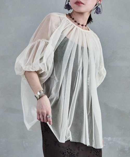 Fashion Letter（ファッションレター）の「チュールギャザー5分袖ブラウス（シャツ/ブラウス・レディース・アイボリー/ブラック/グレー/チャコールグレー・M）」の6枚目の写真