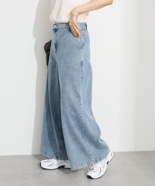 CRAFT STANDARD BOUTIQUE(クラフトスタンダードブティック)の「デニムタックパンツ(デニムパンツ・レディース・ライトインディゴブルー/ダークインディゴブルー・L/M)」の6枚目の写真