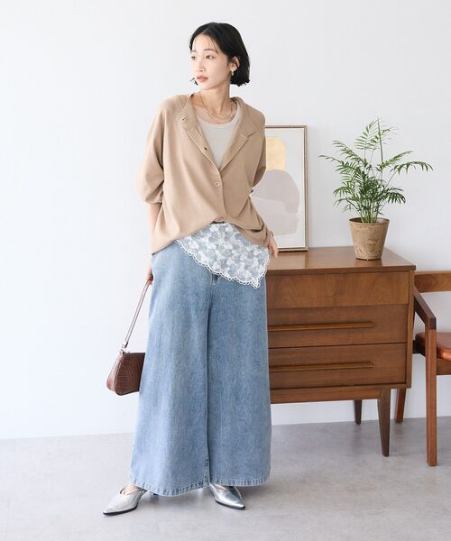 CRAFT STANDARD BOUTIQUE(クラフトスタンダードブティック)の「デニムタックパンツ(デニムパンツ・レディース・ライトインディゴブルー/ダークインディゴブルー・L/M)」の11枚目の写真