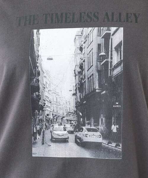 SHOO・LA・RUE（シューラルー）の「【洗える/S-LL】一枚でもレイヤードでも グラフィック長袖Tシャツ（Tシャツ/カットソー・レディース・ホワイト系1/ホワイト系2/ブラック系1/ベージュ系その他6/イエロー系その他4/ネイビー系2/ブルー系8/チャコール・01/03/04/02）」の20枚目の写真