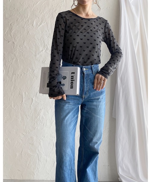 She's Closet（シーズクローゼット）の「フロッキーリボンクルーネック長袖シースルー/シアーロングTシャツカットソートップス（Tシャツ/カットソー・レディース・ブラック/グレー/アイボリー・FREE）」の18枚目の写真