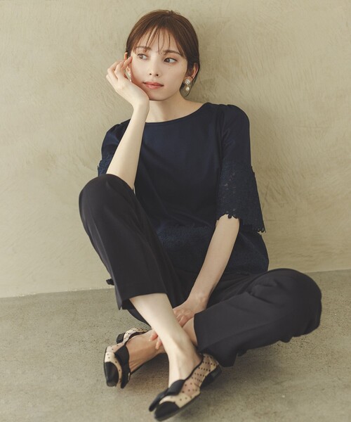 TOCCA（トッカ）の「FLOWER PATTERN LACE トップス（Tシャツ/カットソー・レディース・アイボリー系/ネイビー系・SMALL/MEDIUM）」の13枚目の写真