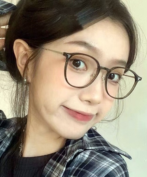 VIBGYOR（ヴィブジョー）の「ラウンドカラークリアレンズ グラス メガネ 伊達メガネ(CZ)（メガネ・レディース・ブラック/グレー/カーキ・FREE）」の21枚目の写真