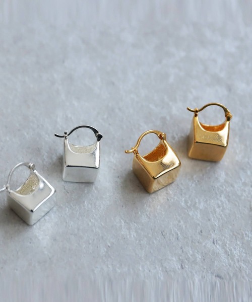 antiqua（アンティカ）の「ブロックピアス（ピアス（両耳用）・レディース・ゴールド/シルバー・フリー）」の12枚目の写真