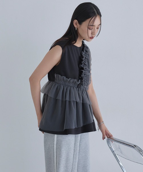 ECLAM(クラム)の「チュール フリル ノースリーブ プルオーバー(Tシャツ/カットソー・レディース・ブラック×グレー/ブラック×ブラック・M)」の17枚目の写真