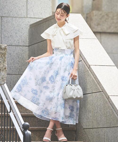 SWINGLE（スウィングル）の「ラッフルカラーボウタイブラウス（シャツ/ブラウス・レディース・ネイビー/レッド/オフホワイト・FREE）」の10枚目の写真