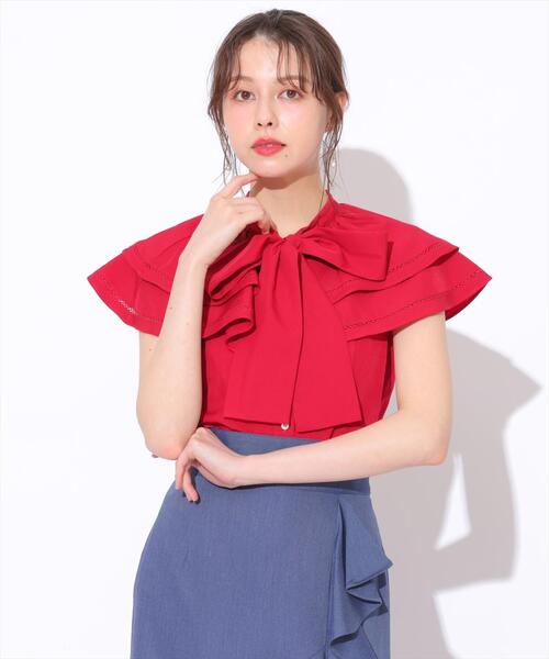 SWINGLE（スウィングル）の「ラッフルカラーボウタイブラウス（シャツ/ブラウス・レディース・ネイビー/レッド/オフホワイト・FREE）」の16枚目の写真