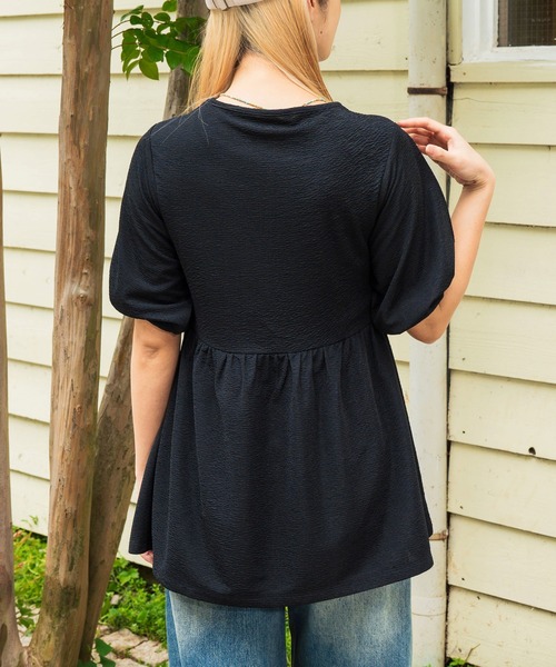 anap mimpi（アナップミンピ）の「フクレ接結カットソー ペプラムプルオーバートップス（Tシャツ/カットソー・レディース・ピンク/アイボリー/ブラック・FREE）」の9枚目の写真