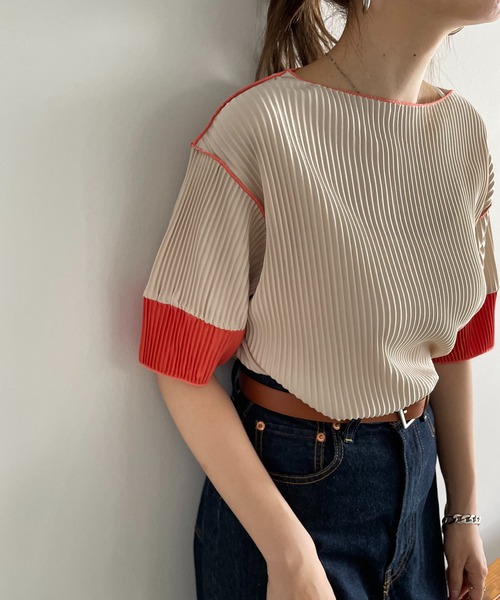 210nouve(トゥージュヌーブ)の「袖 配色 プリーツ ボートネック トップス(Tシャツ/カットソー・レディース・ブラック/アイボリー/ベージュ/グレー・FREE)」の16枚目の写真