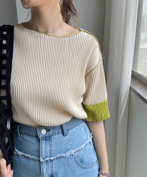 210nouve(トゥージュヌーブ)の「袖 配色 プリーツ ボートネック トップス(Tシャツ/カットソー・レディース・ブラック/アイボリー/ベージュ/グレー・FREE)」の9枚目の写真