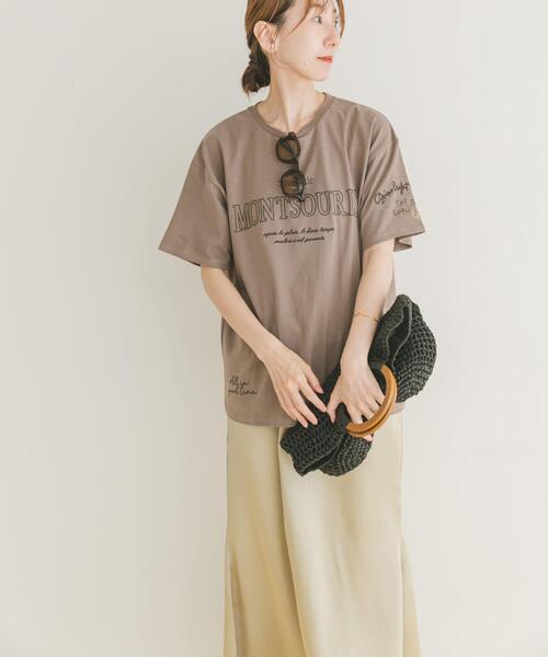 ITEMS URBANRESEARCH(アイテムズ アーバンリサーチ)の「ロゴ刺繍半袖Tシャツ(Tシャツ/カットソー・レディース・ホワイト/モカ/チャコールグレー・FREE)」の19枚目の写真