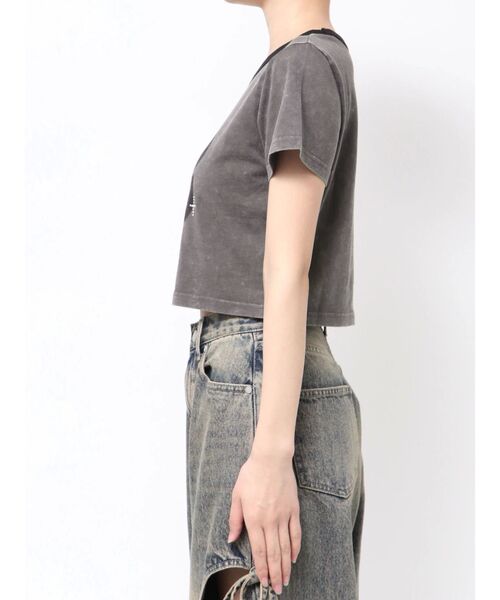 EMODA（エモダ）の「スタッズロゴTシャツ（Tシャツ/カットソー・レディース・ピンク/グレー/アイボリー・FREE）」の17枚目の写真