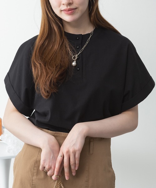 RCD(アールシーディー)の「2wayデザインボタンカットソー(Tシャツ/カットソー・レディース・ブラック/グレイッシュベージュ/オフホワイト/チャコールグレー・M)」の1枚目の写真