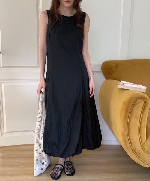 FREE STYLISTS(フリー スタイリスト)の「YUGA_YGMC Sleeveless balloon hem dress(ワンピース・レディース・ブラック/ライトグレー/ホワイト・FREE)」の20枚目の写真