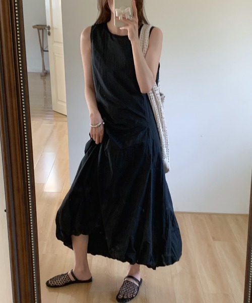 FREE STYLISTS(フリー スタイリスト)の「YUGA_YGMC Sleeveless balloon hem dress(ワンピース・レディース・ブラック/ライトグレー/ホワイト・FREE)」の8枚目の写真