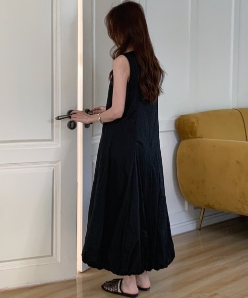 FREE STYLISTS(フリー スタイリスト)の「YUGA_YGMC Sleeveless balloon hem dress(ワンピース・レディース・ブラック/ライトグレー/ホワイト・FREE)」の13枚目の写真