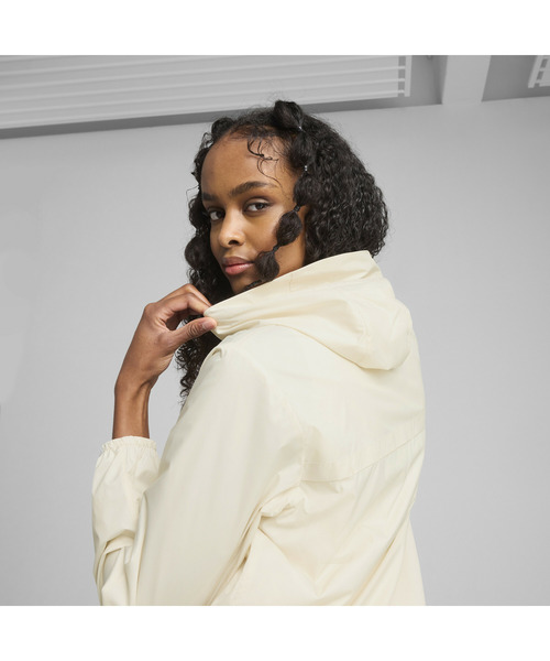 PUMA（プーマ）の「PUMA プーマ ウィメンズ ESS レギュラー メッシュライニング ウィンドブレー（ブルゾン・レディース・オフホワイト・X-LARGE/SMALL/LARGE/MEDIUM）」の2枚目の写真