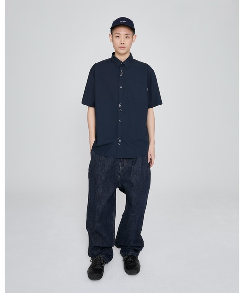 YESEYESEE（イエスアイシー）の「Pinnacle S/S Shirt（シャツ/ブラウス・メンズ・グレー/ネイビー・M/L/XL/S）」の16枚目の写真