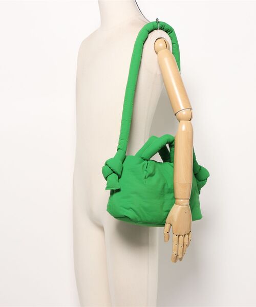 OLEND(オレンド)の「OLEND MINI ONA SOFT BAG(ハンドバッグ・レディース・グリーン系その他/グリーン・FREE)」の9枚目の写真