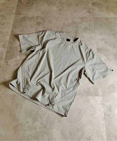 MMMM(エムエムエムエム)の「MMMM/ナイロンワッシャーシャーリングTEE(Tシャツ/カットソー・メンズ・グレー/ブラック・X-LARGE/LARGE/MEDIUM)」の1枚目の写真