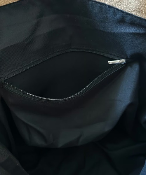 ipugo（イプゴ）の「ipugo ムートンBIGトートバッグ（トートバッグ・レディース・ブラック/キャメル・FREE）」の12枚目の写真