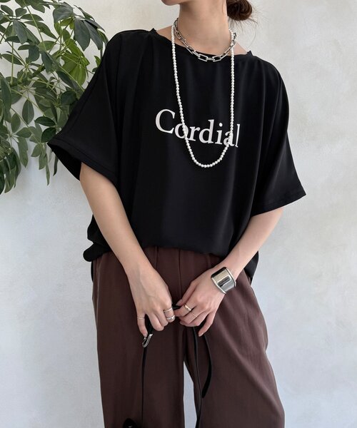 DouDou(ドゥドゥ)の「ドルマンジョーゼットロゴTEE(Tシャツ/カットソー・レディース・グレー/オフホワイト/ブラック・FREE)」の2枚目の写真