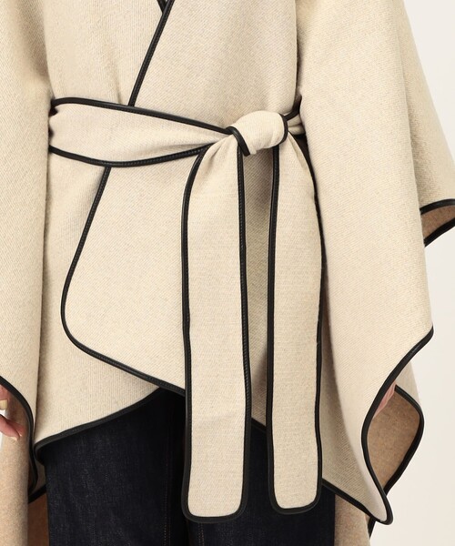 TOMORROWLAND （トゥモローランド）の「Johnstons of Elgin CAPE コート（その他アウター・レディース・ライトベージュ・FREE）」の10枚目の写真