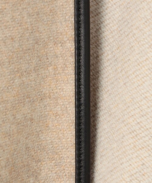 TOMORROWLAND （トゥモローランド）の「Johnstons of Elgin CAPE コート（その他アウター・レディース・ライトベージュ・FREE）」の12枚目の写真