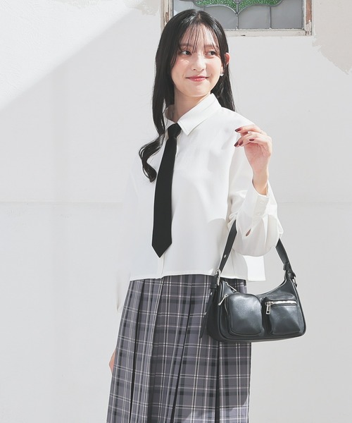 Honeys(ハニーズ)の「ネクタイ付シャツ(シャツ/ブラウス・レディース・ホワイト/グレー系その他/ブラック×ホワイト/ブルー系その他3・L/M/S)」の8枚目の写真